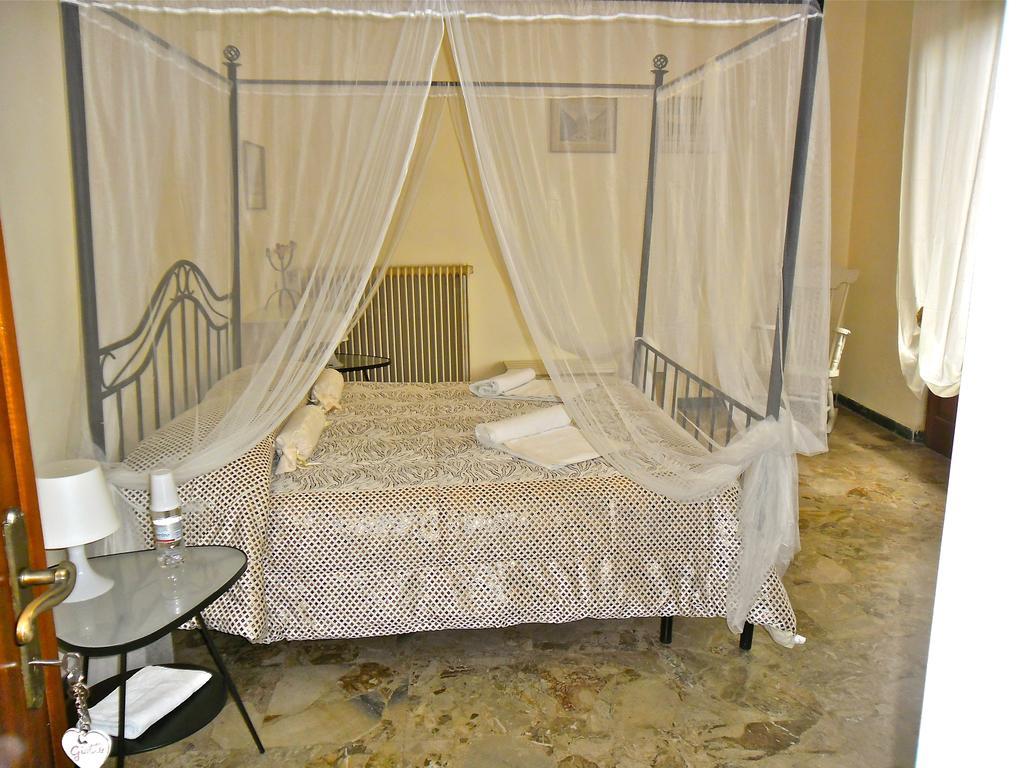 Certe Notti Bed & Breakfast Pisa Oda fotoğraf