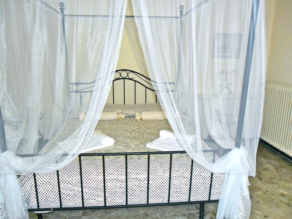 Certe Notti Bed & Breakfast Pisa Oda fotoğraf